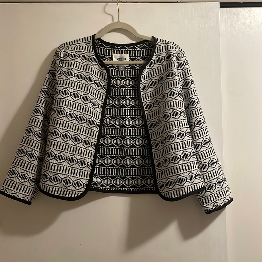 Old Navy black and white blazer